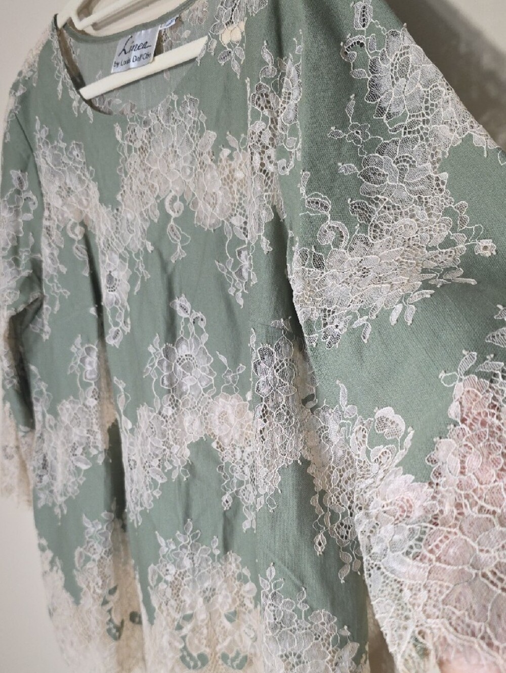 Linea by Louis Dell'Olio Size 12 Sage Lace Overlay Blouse - Picture 4 of 7
